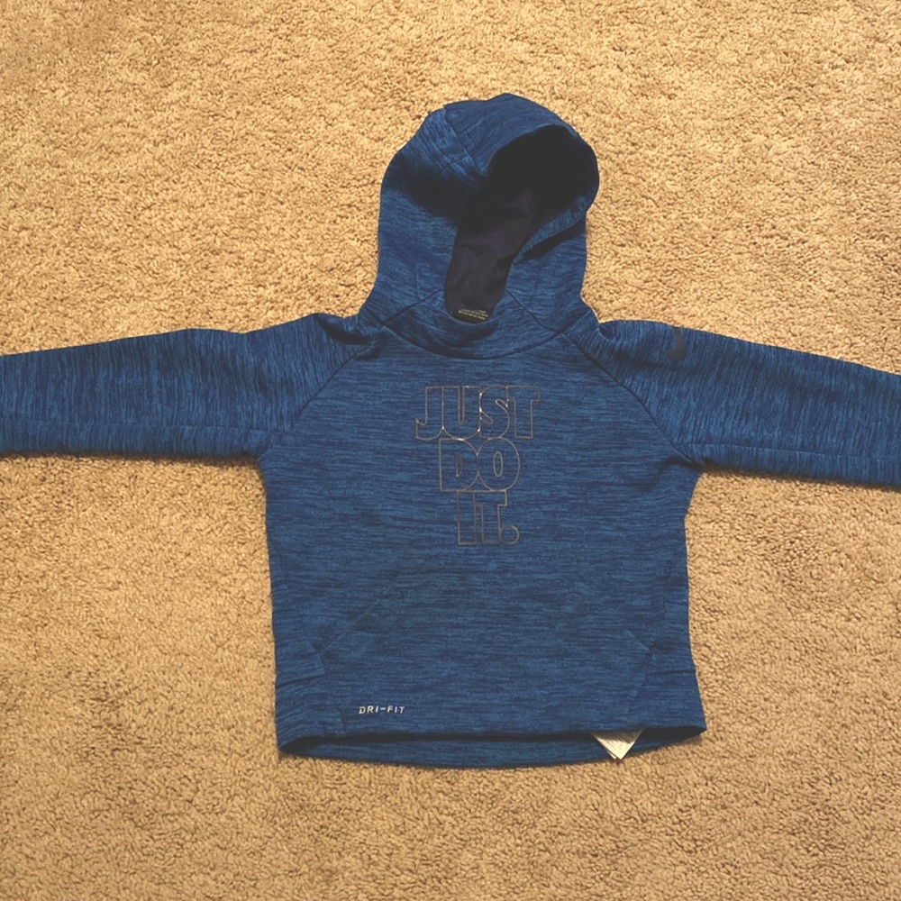 Boys brand new Nike hoodie!